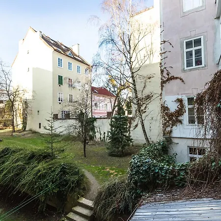 Apartments Historical Centre Bratislava Exterior photo
